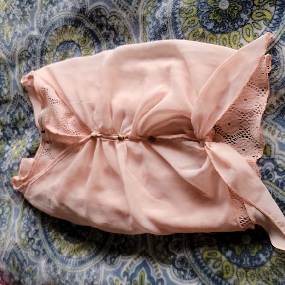 Sheer crop top Blouse - Picture 2 of 3